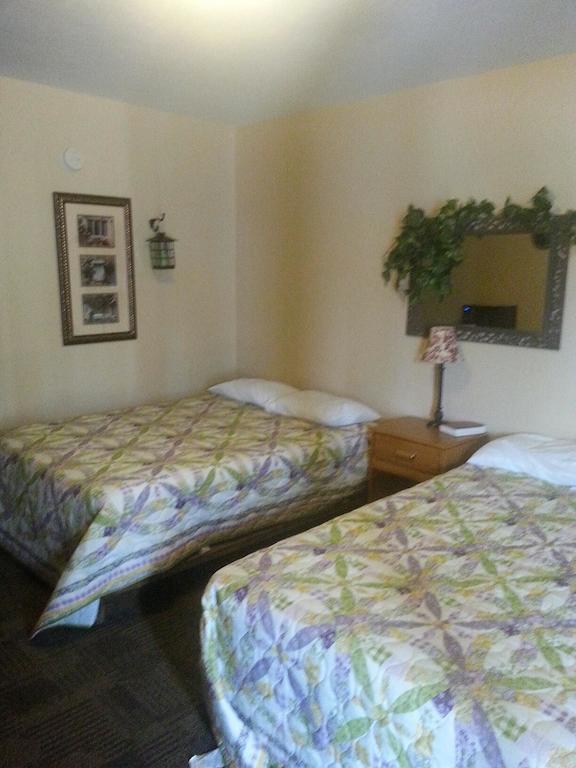 Taneycomo Lakefront Resort Bull Creek Rum bild